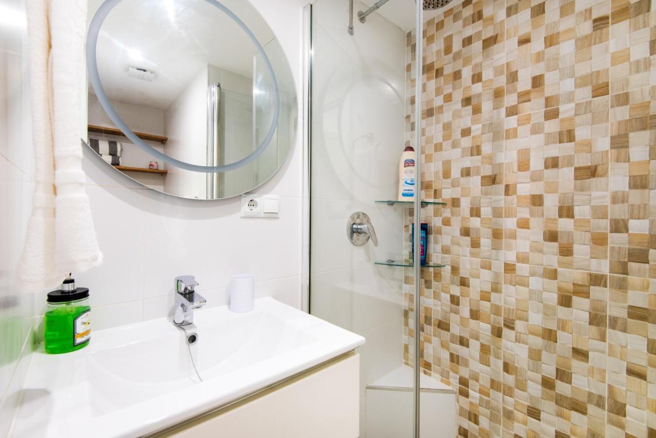 Front Apartment-1st Line Apartment Marbella